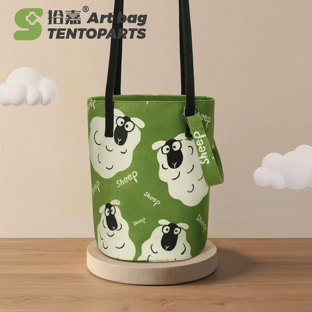 拾嘉/羊羊总动员单肩斜挎大水桶包原创卡通文艺学院风百搭ins环保