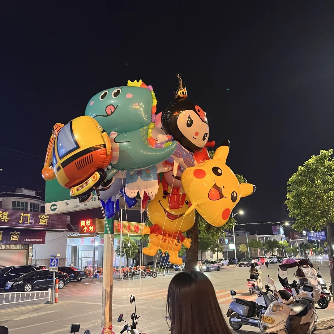 网红氢气球批发包邮2023新款氦气球哄娃神器飞天晚上摆摊充气恐龙