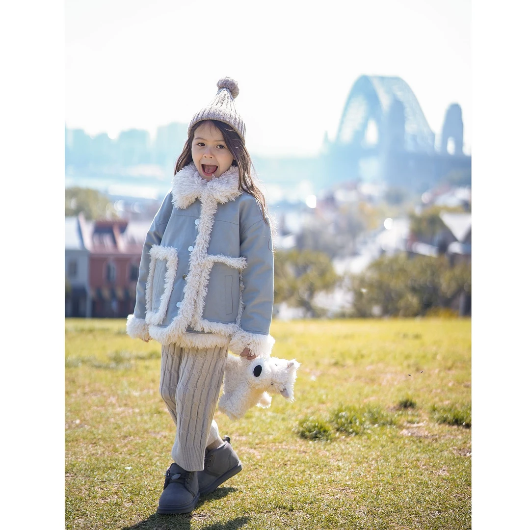 史豌豆女童 时髦冬季梦幻毛毛棉服外套 Q1036