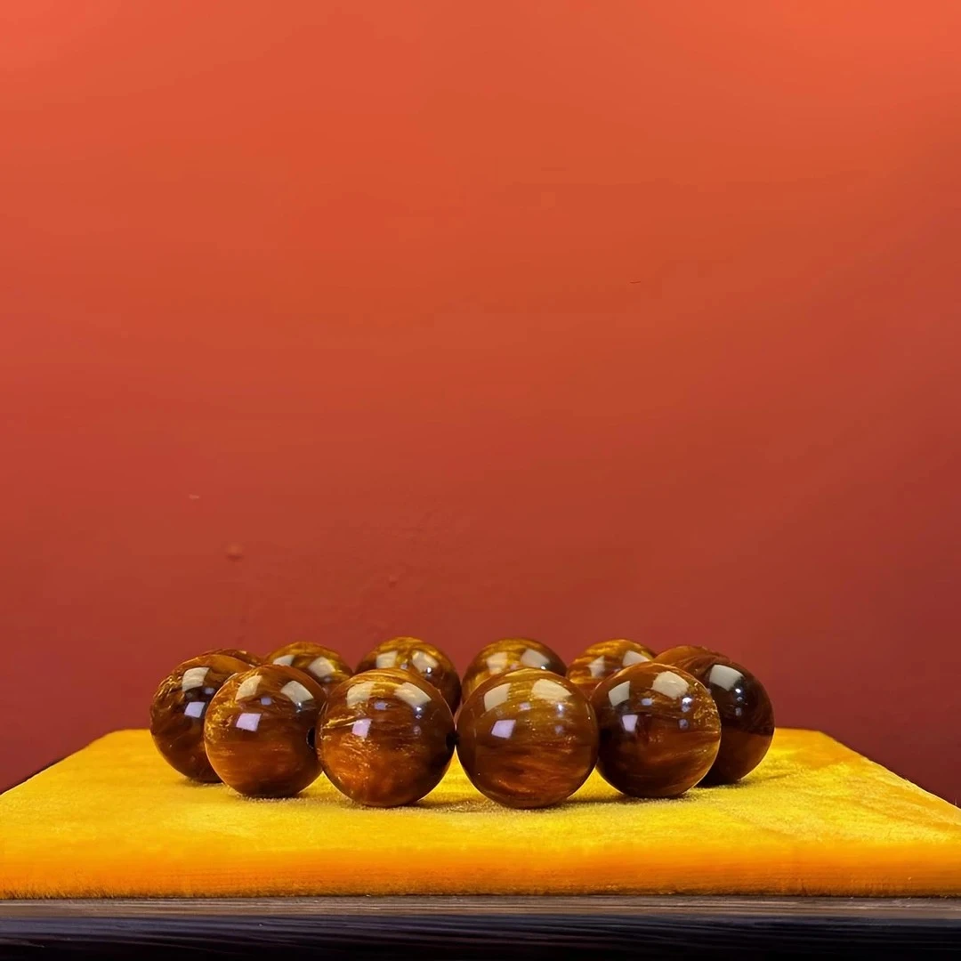 金丝楠木手串爆星