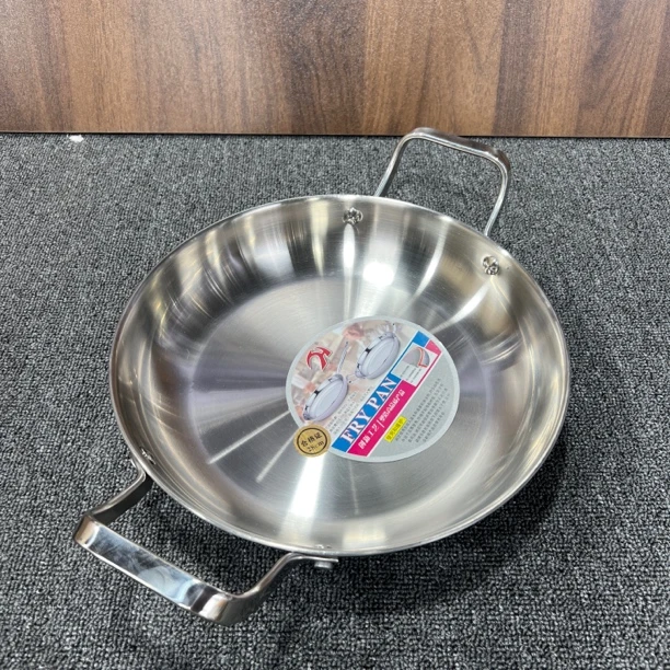 外贸原装订单双耳煎锅无涂层物理性不粘锅烙饼烤肉煎炒两用加厚