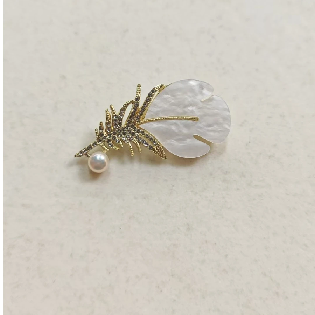 全新未使用  珍珠胸针【福利专属】