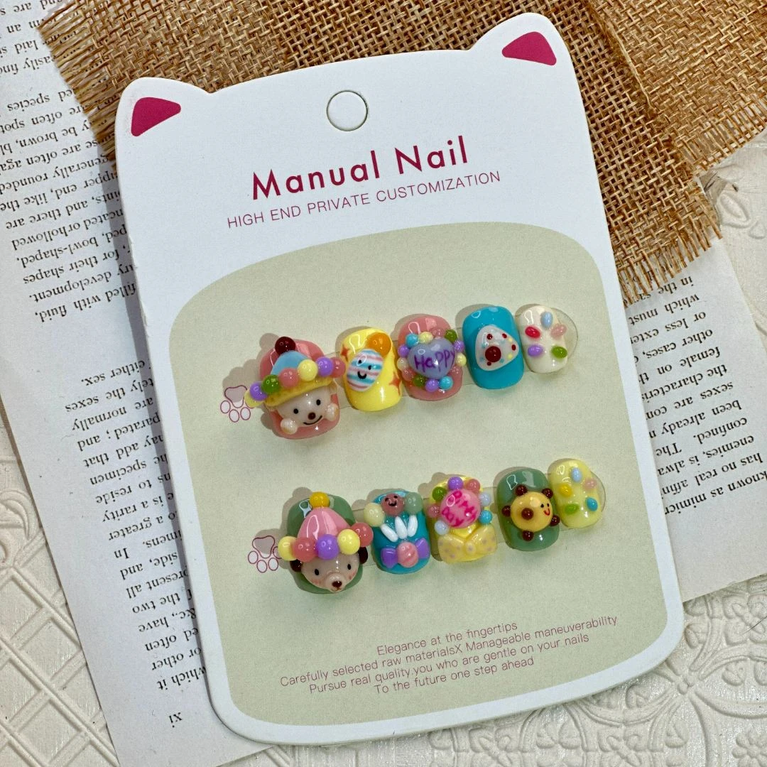 【无名氏】纯手捏纯手绘穿戴甲高级感可爱穿戴式春夏磨砂