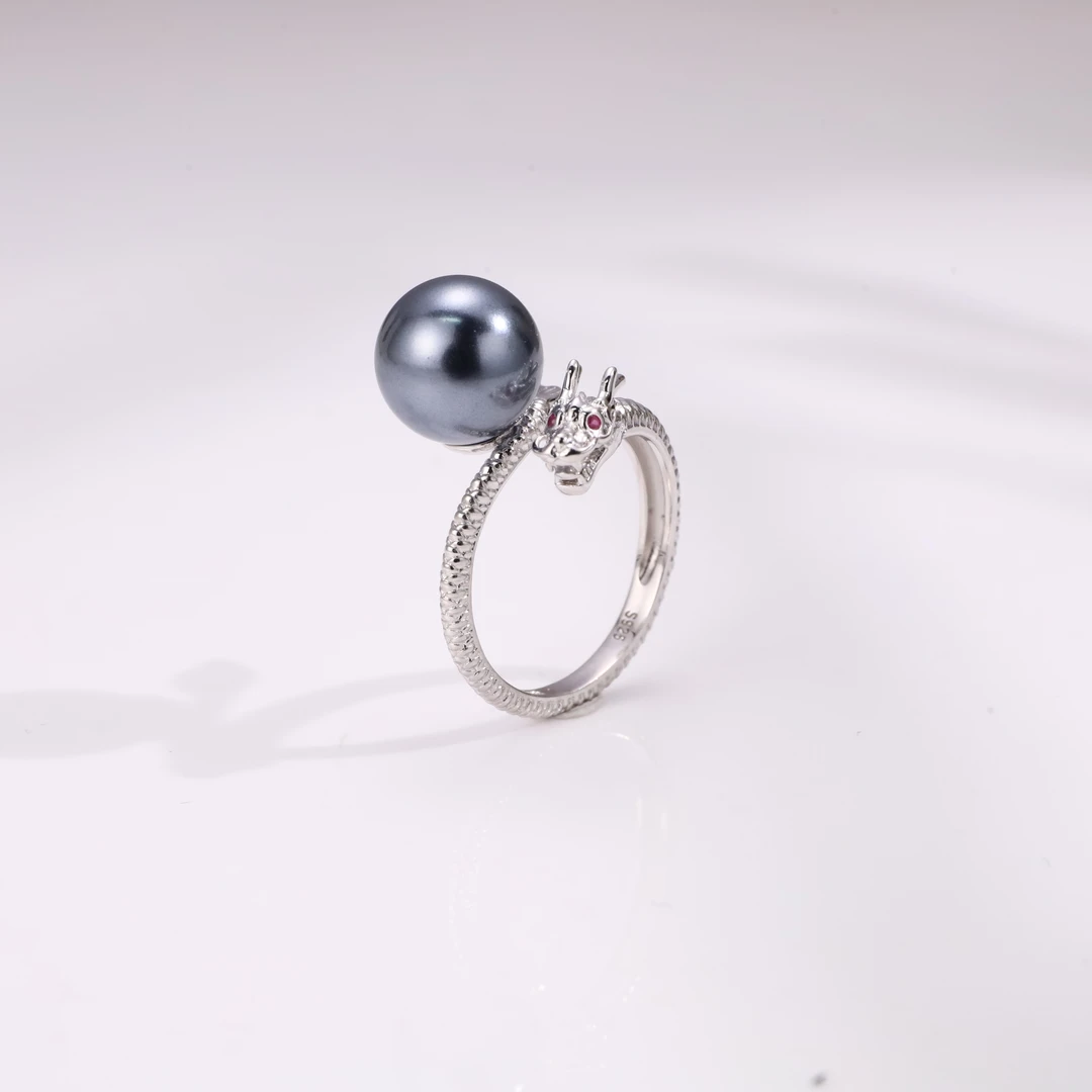 CM17XAPS-21739 银色龙轻奢气质时尚精致镶嵌戒指