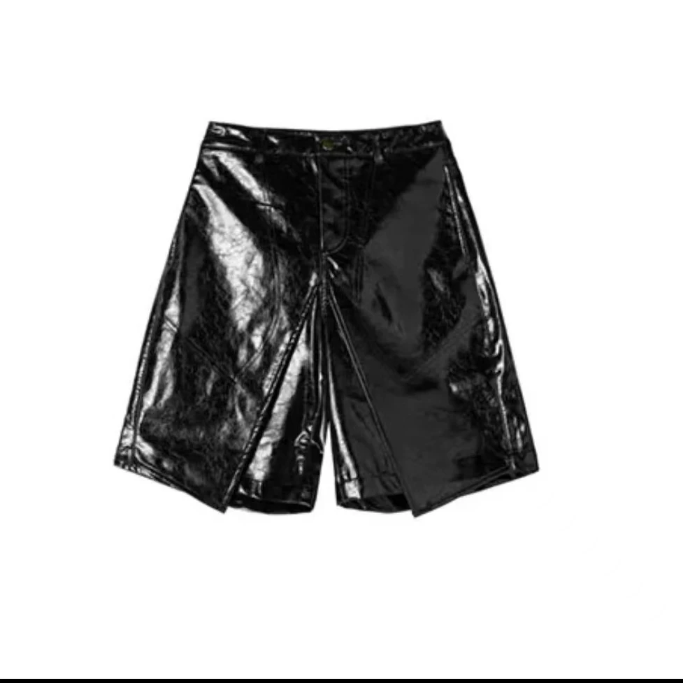 炸街休闲百搭亮面皮中裤