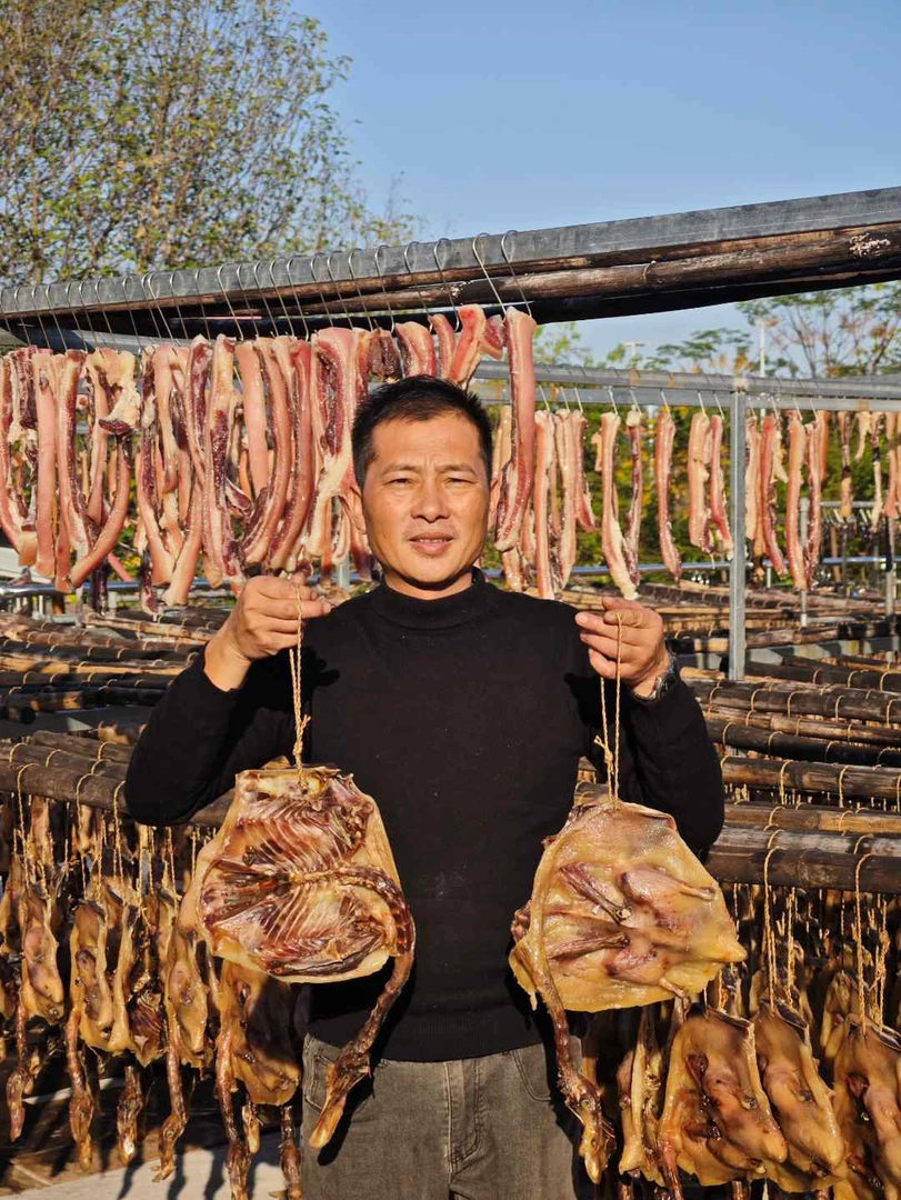 【老默甄选】南雄板鸭减盐制作自然风干晾晒顺丰包邮