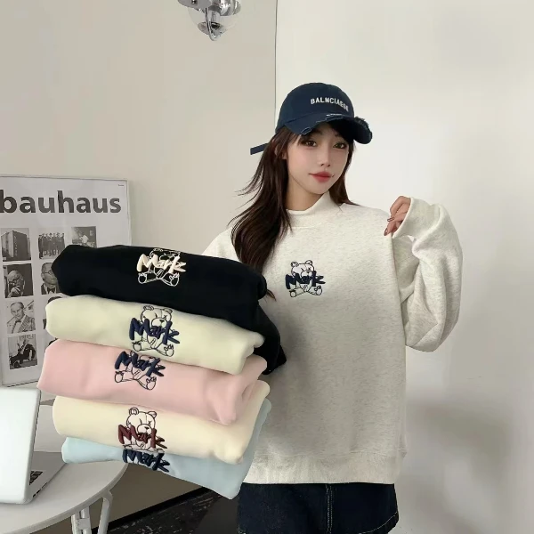 652半高领 重工刺绣 奥粒绒 糖果色中间熊刺绣 加绒加厚显瘦卫衣