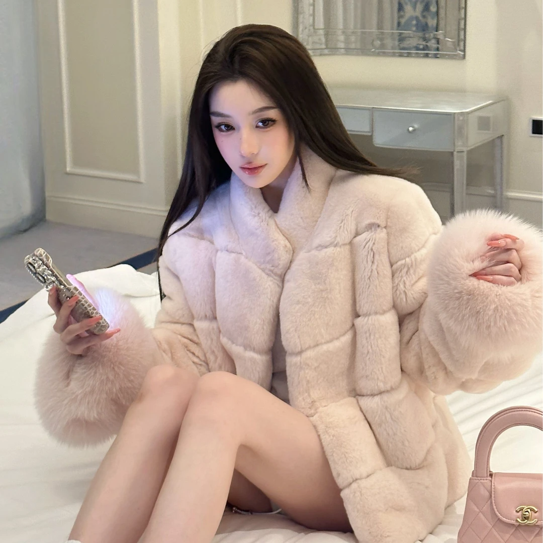 【怦然心动】雷克斯獭兔毛立领短款外套狐狸毛袖口毛毛外套冬季新款