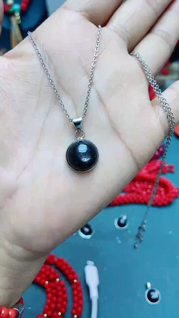 【闪购商品】玛瑙/玉髓耳钉合金E10