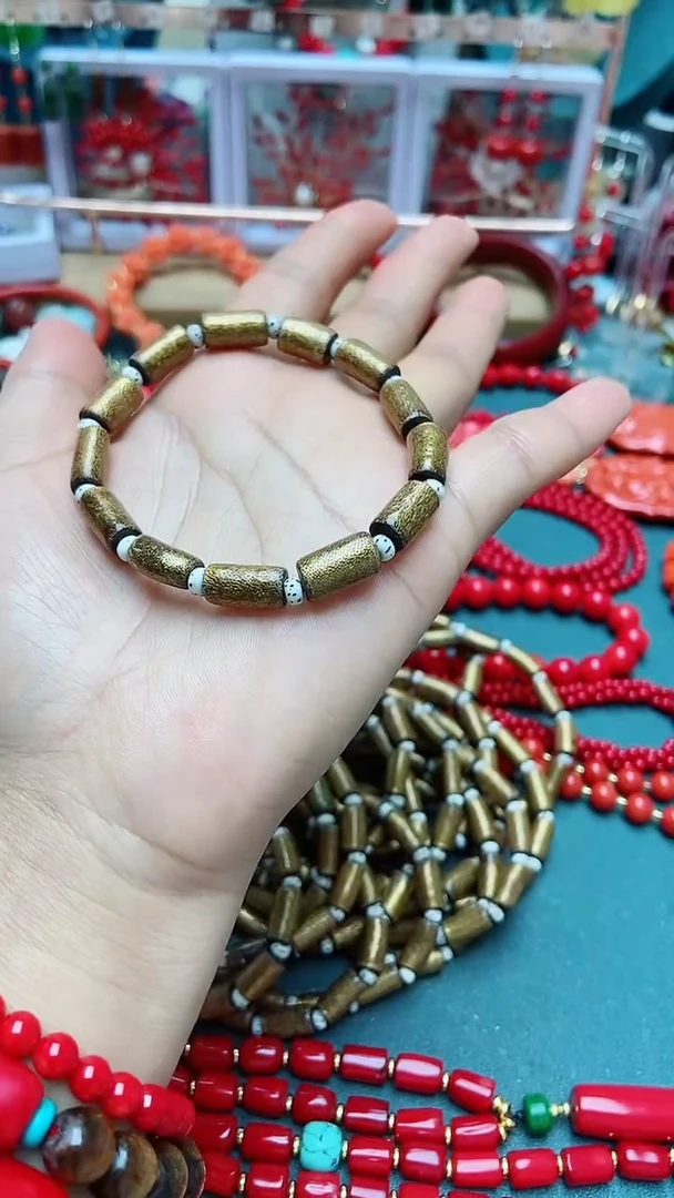 【闪购商品】玛瑙/玉髓耳钉合金E09