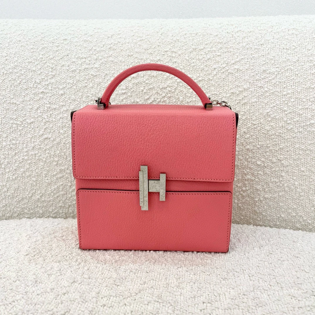 95新 Hermes/爱马仕  秀款盒子 唇膏粉银扣 y刻 山羊皮 0624a1