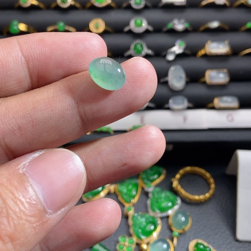 【闪购商品】翡翠蛋面裸石未镶嵌用****7