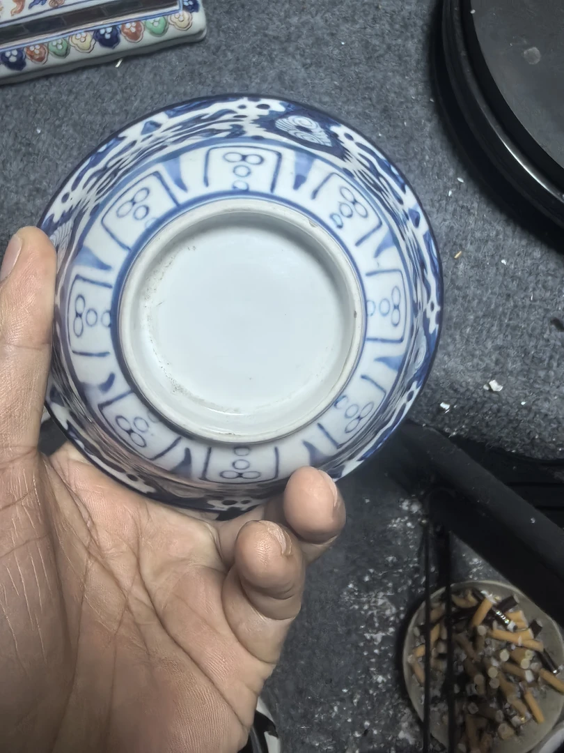 一个青花的一个碗