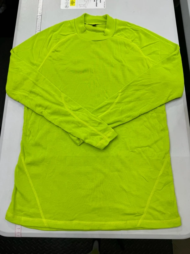 瑕疵处理外贸滑雪速干紧身保暖层，可贴身穿可当保暖内衣