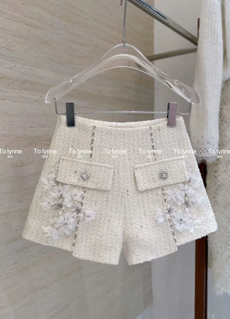 原创设设计师款高腰立体花朵显瘦A字百搭精致名媛毛呢短裤