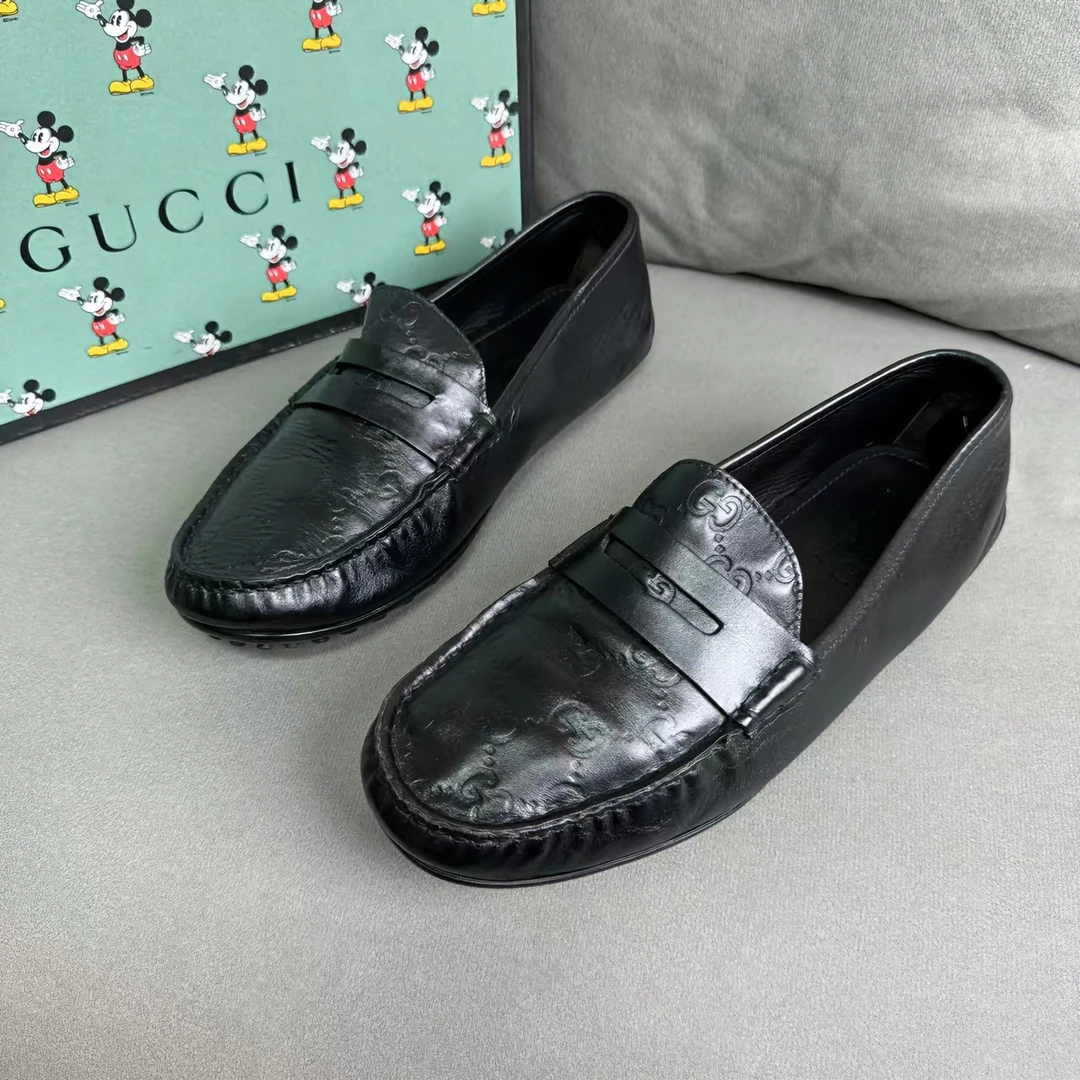 GUCCI/古驰黑色双G压花软底舒适英伦时尚豆豆鞋40码/95新福利款
