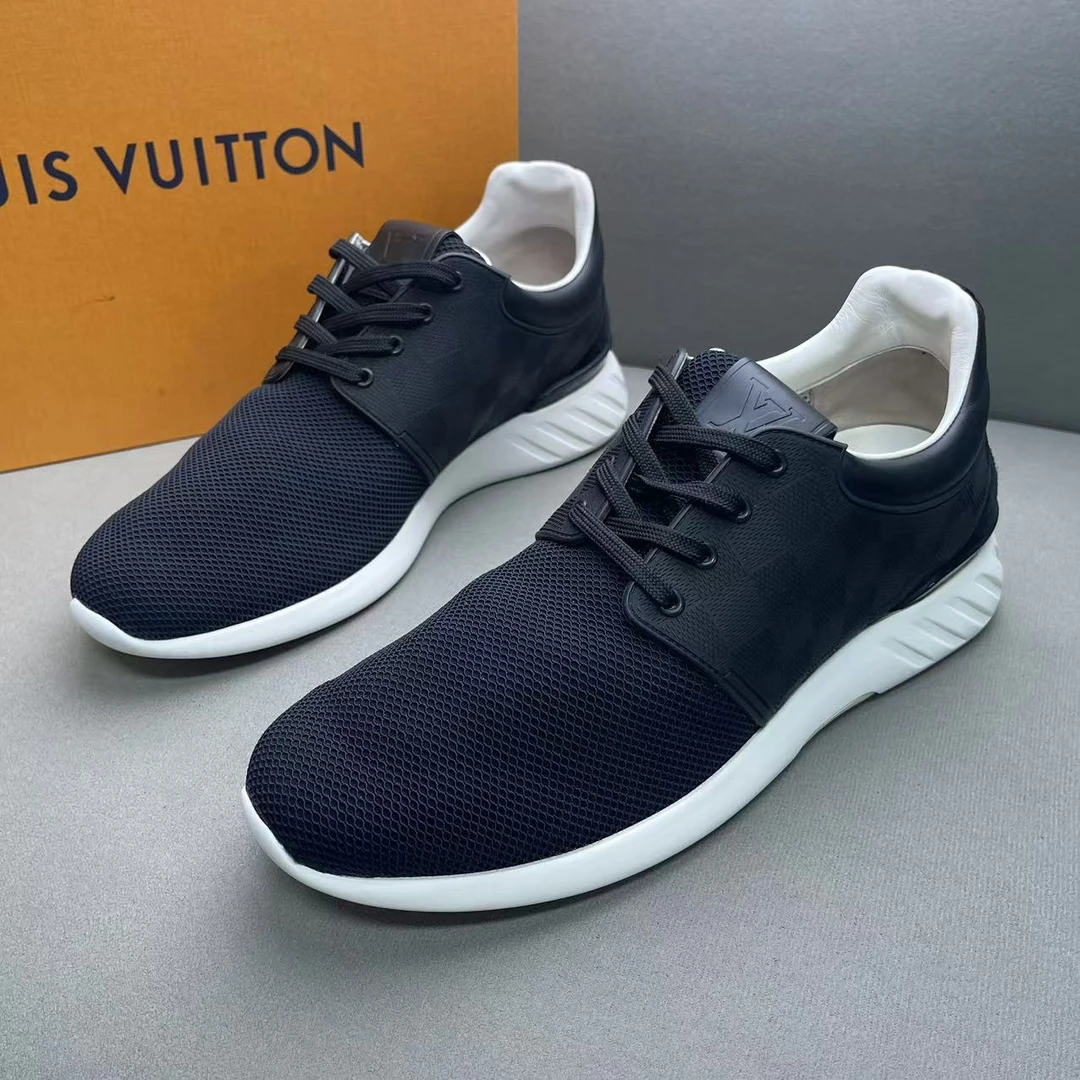 LouisVuitton/路易威登黑色编织网面棋盘格时尚运动鞋 42码/95新