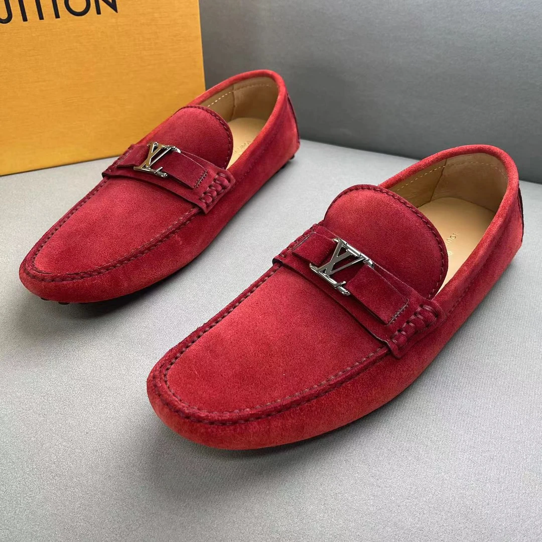 全新未使用 LouisVuitton/路易威登 红色麂皮logo豆豆鞋 41码