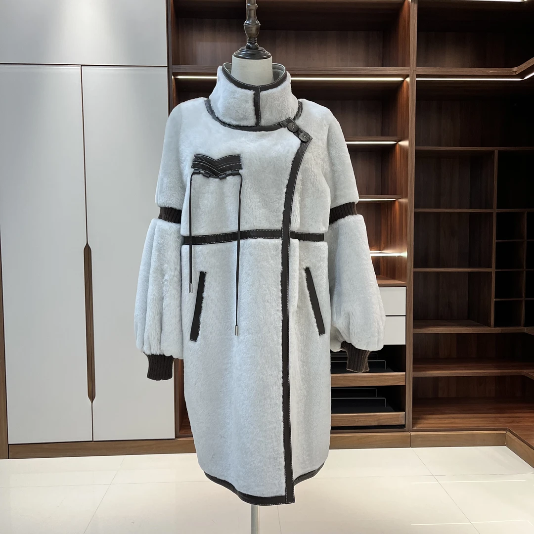 拉法时尚秋冬设计师中长款洛曼新年战袍皮毛一体外套23612-1