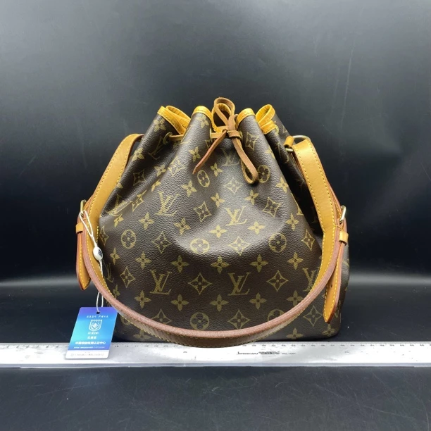 95新 LouisVuitton/路易威登 Lv 水桶单肩包/12662