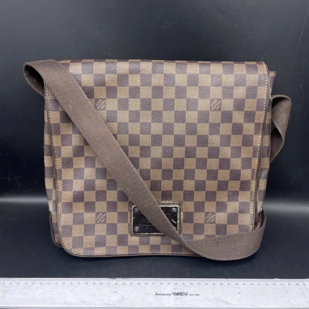 95新 LouisVuitton/路易威登 涛派Lv棋盘格公文斜挎/13420