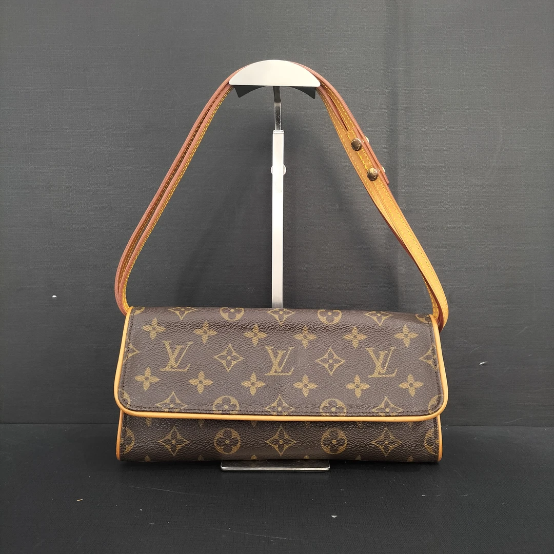 95新 LouisVuitton/路易威登 95新lv斜挎包货号11408肩带配皮后换