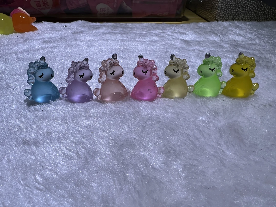 （直播拆）树脂玩具DIY夜光独角兽