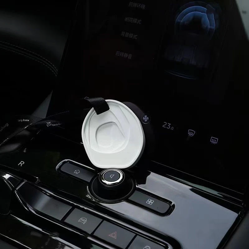 车载香挂件衣柜香薰衣橱石膏香片卧室内持久留香氛房间熏香衣橱