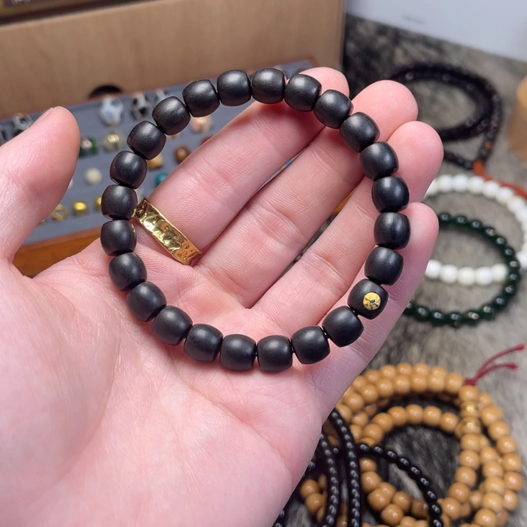 【闪购商品】椰蒂吊坠硫*籍