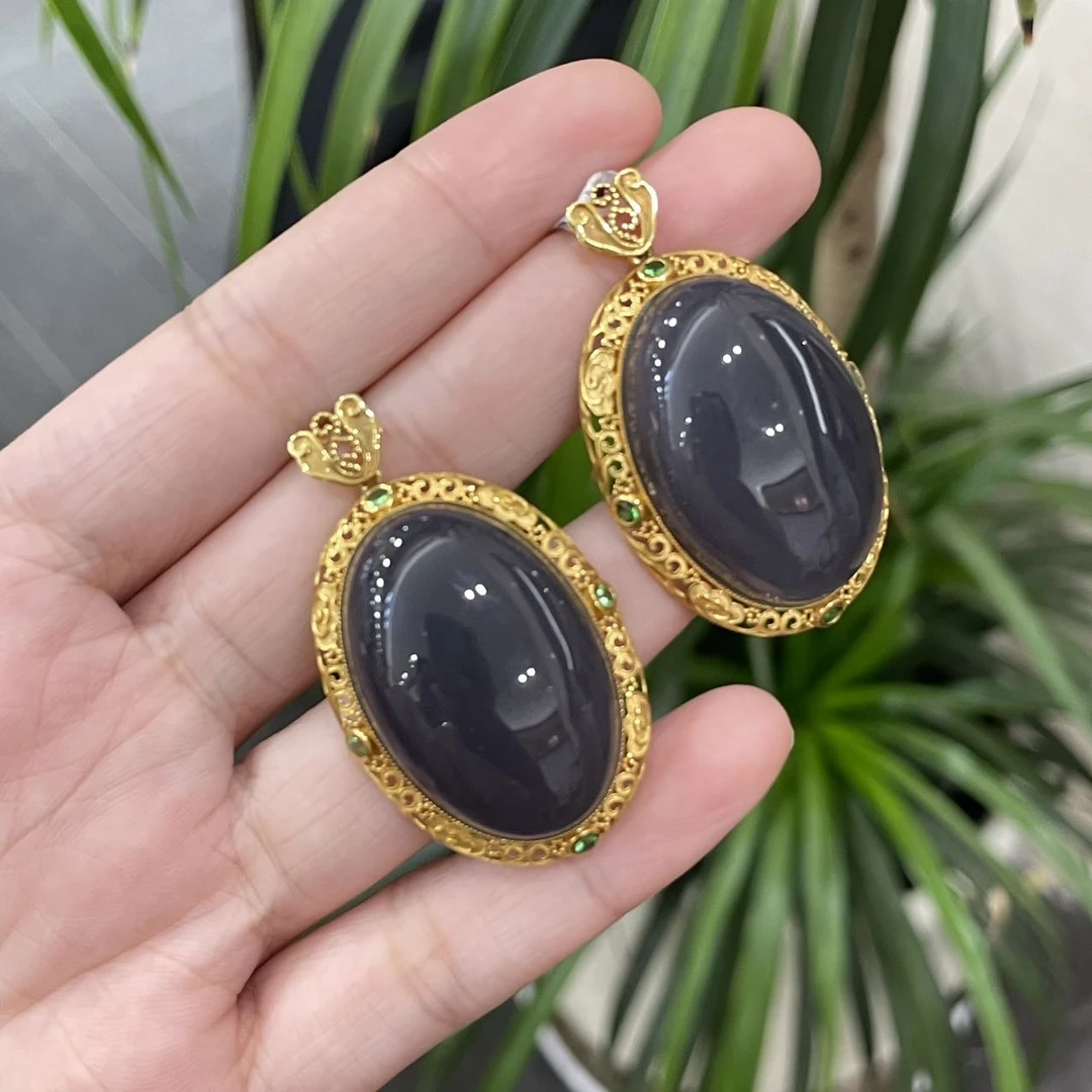 【曹掌柜精选】25 G9472-18K金镶嵌和田玉吊坠-多样性发一件30×20mm
