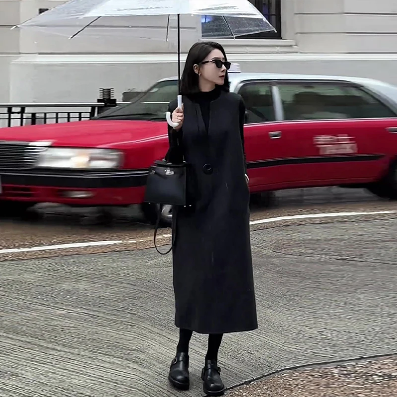 冬季穿搭一整套高级感复古简约无袖背心连衣裙女简约纯色百搭上衣