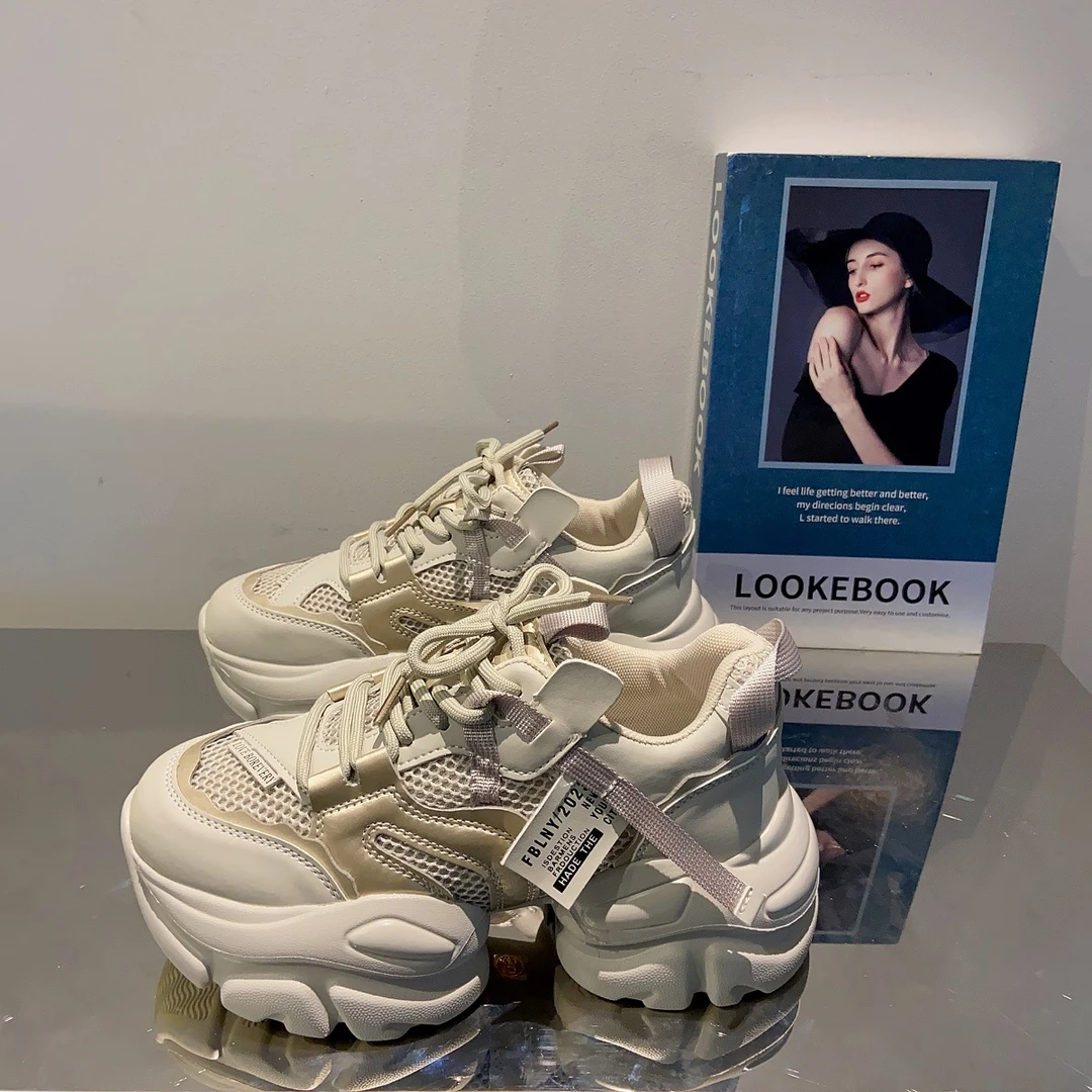 98075春秋2023新款轻便显脚小运动老爹鞋女ins潮厚底增高罗马底