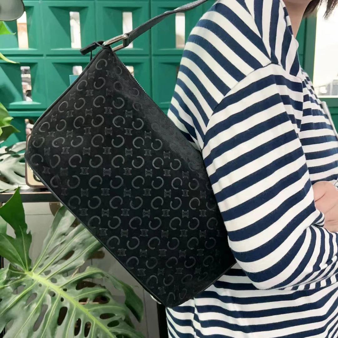 95新 Celine/思琳 【莉】1CG821 黑色麂皮老花饭盒包