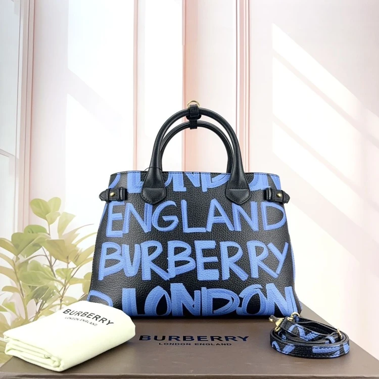 95新 BURBERRY/博柏利 KIKI/单肩包/10317105