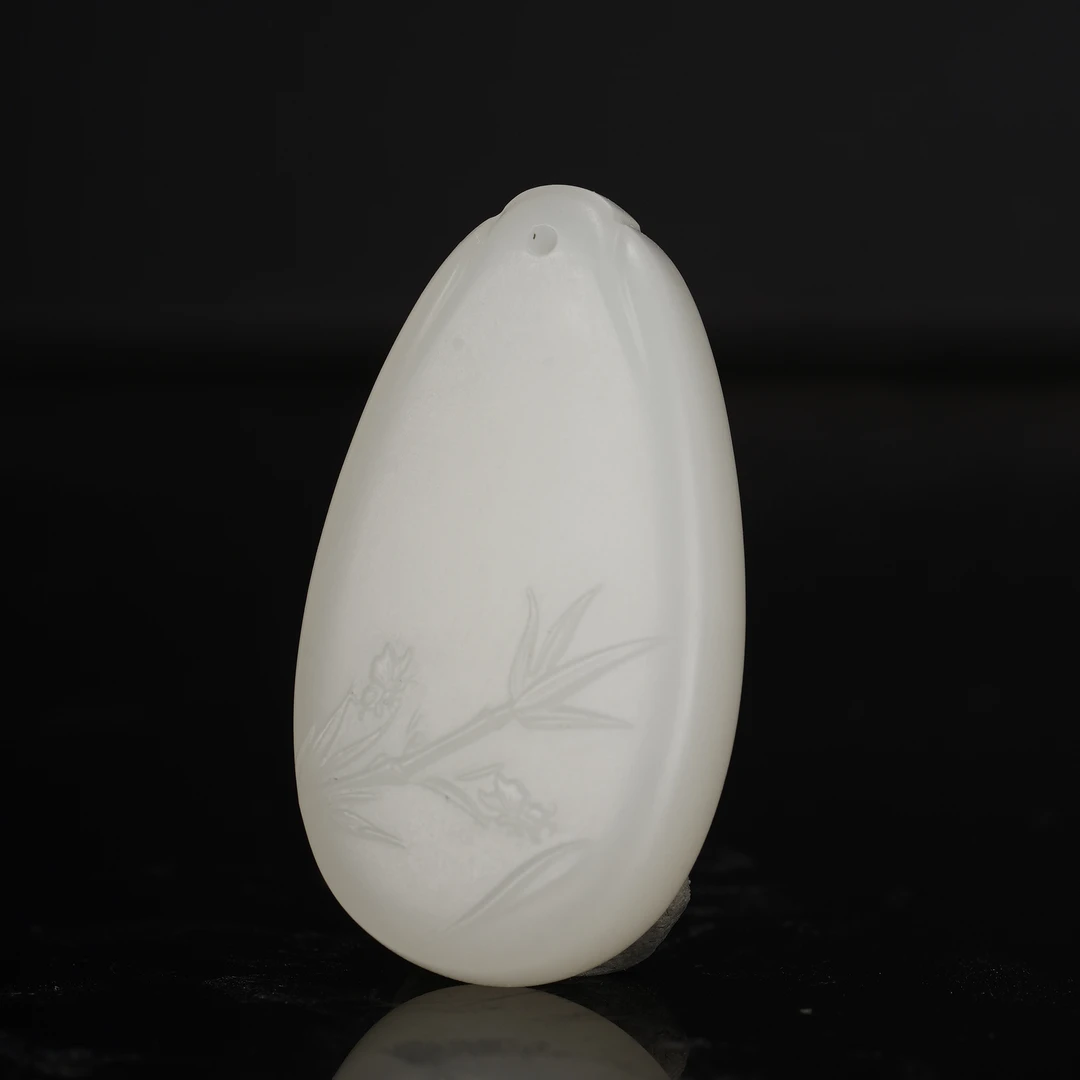 XK81169二十世纪和田玉竹叶佩