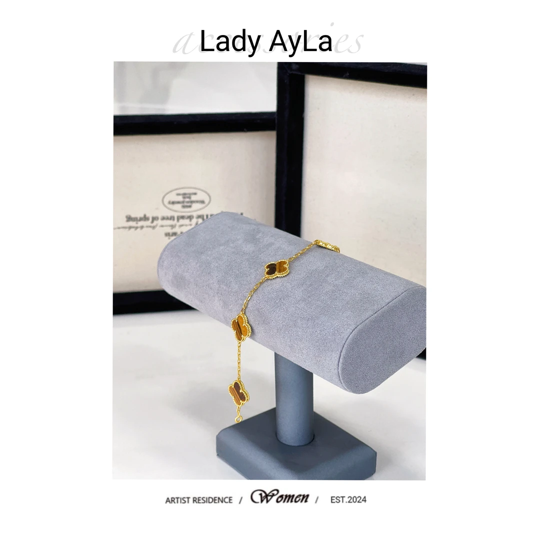 925银合成锆石手链 四叶花草棕色轻奢时尚百搭虎虎AL732