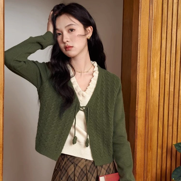 【大码】076森林系假两件针织衫木耳边V领宽松设计感带开衫