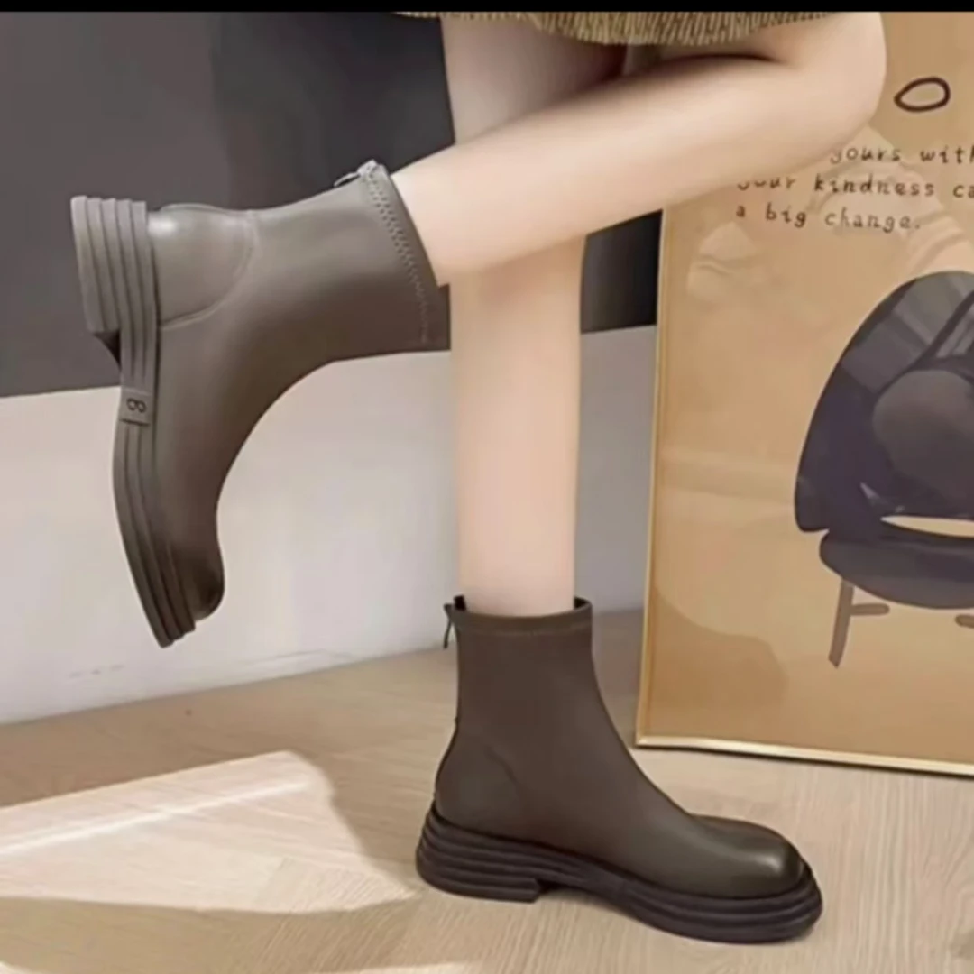 【翘颜品牌】时尚英伦风舒适休闲复古百搭加绒保暖瘦瘦马丁靴521