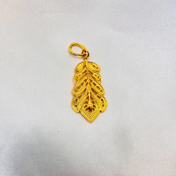 足金饰品/翎羽毛吊坠/1.84/B111044-1.84/Q(克重多退少补)