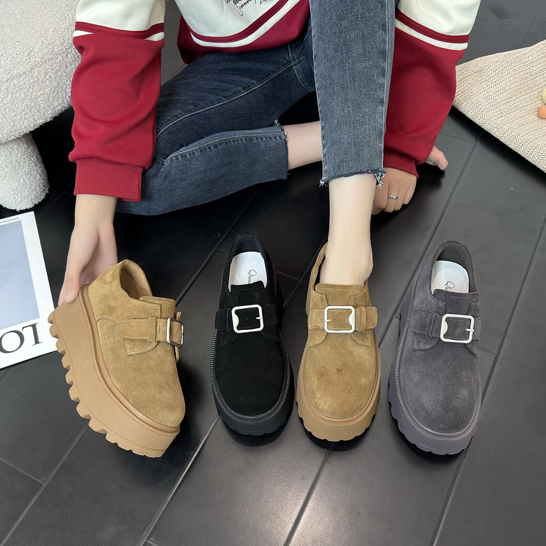 千之恋现货增高7CM2025早秋新款休闲百搭高级感厚底气质女鞋5081