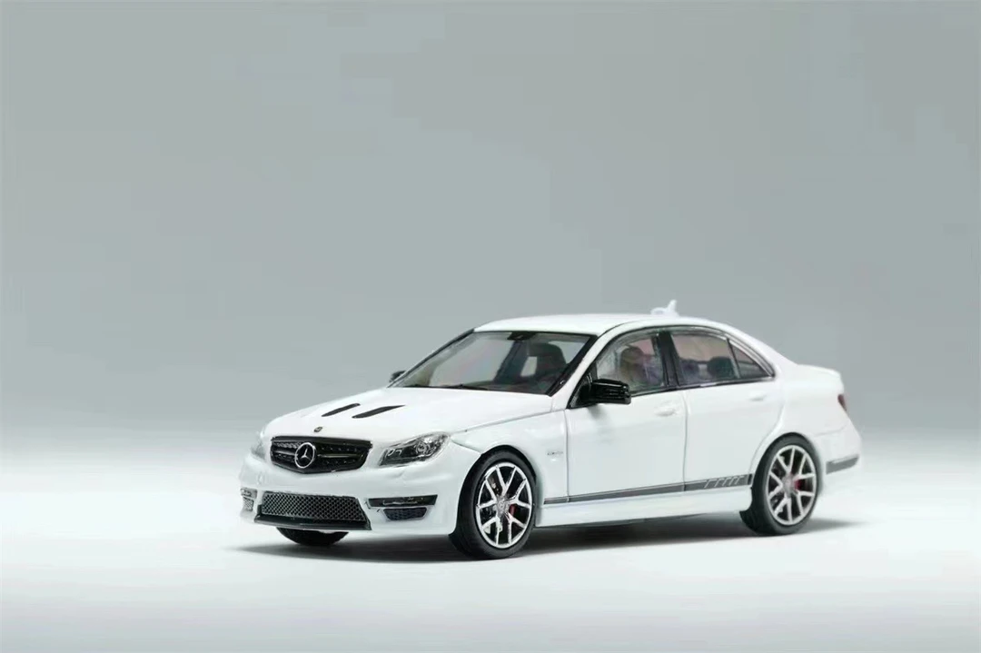 King model 1:64 奔驰AMG C63 W204 507版本 合金车模