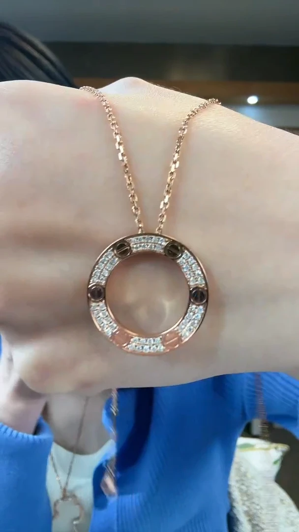 【闪购商品】钻石颈饰18K金镶嵌满钻大饼