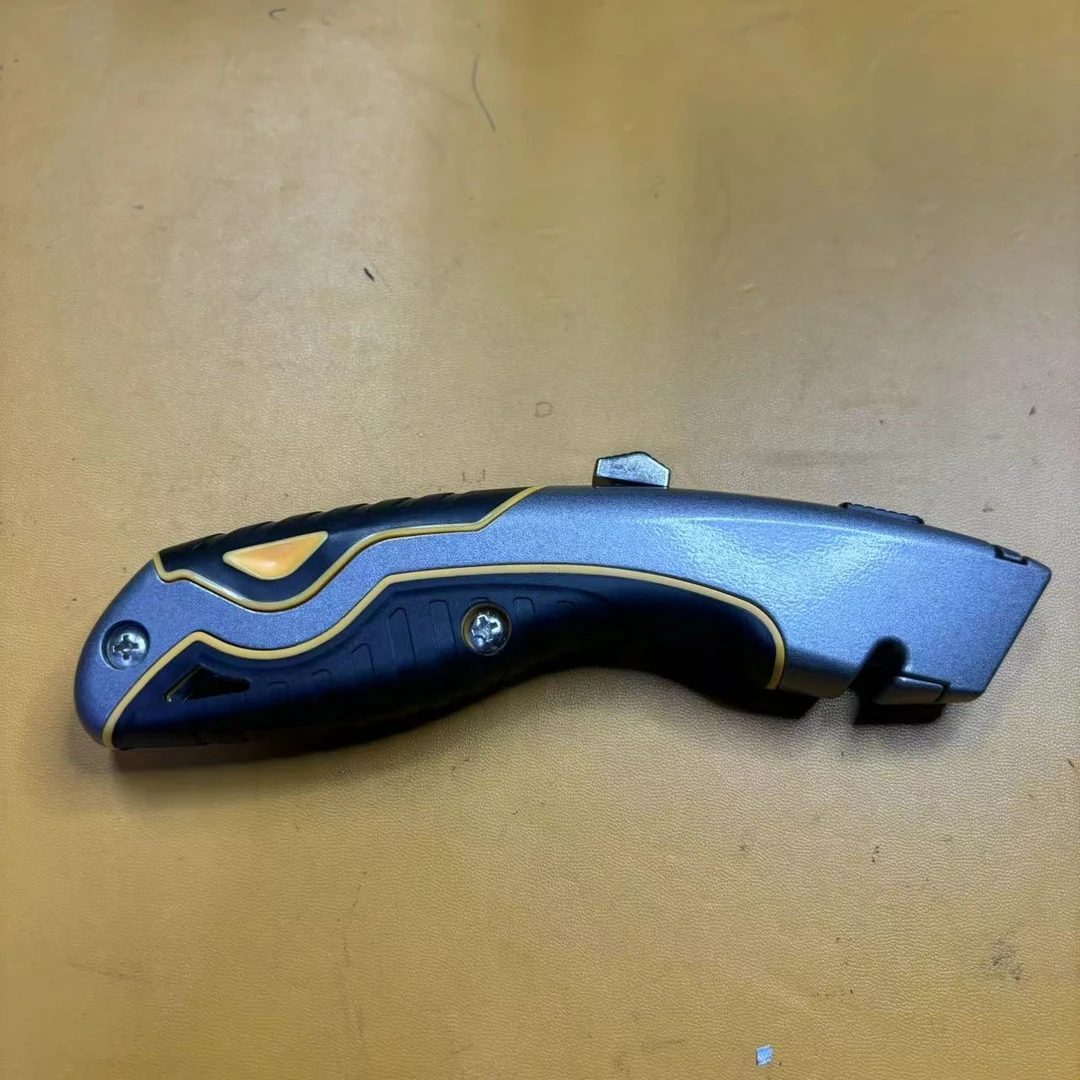 【鹤兴精品】美工刀（大号款）（无价保）