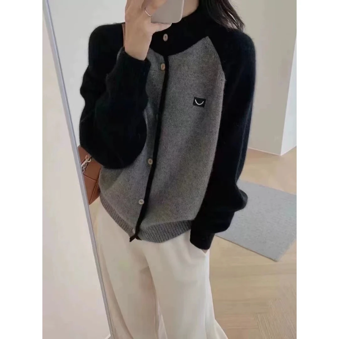 2025秋冬新款韩版撞色刺绣气质针织衫开衫毛衣女2223