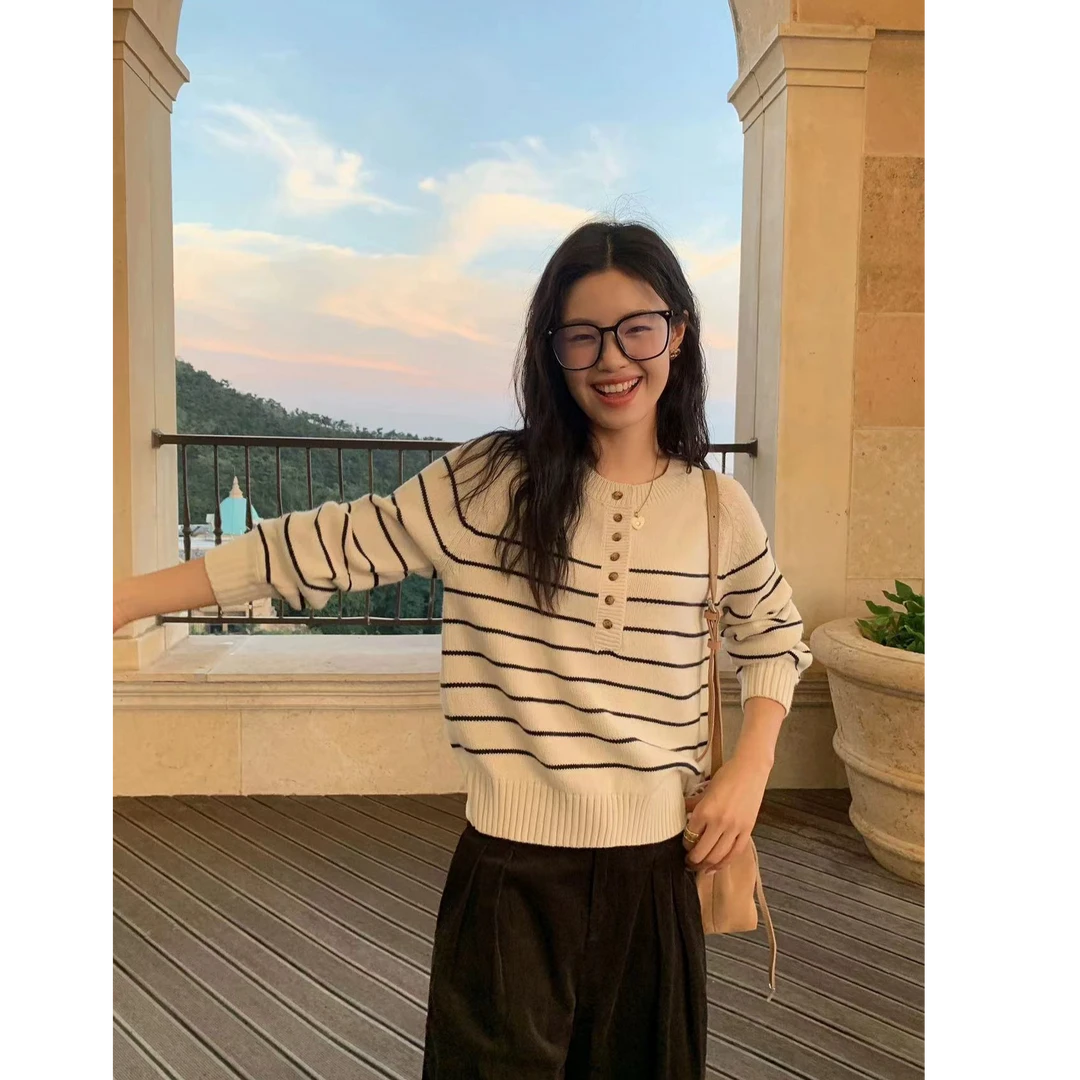 2025秋冬新款韩版条纹拼色宽松时尚休闲圆领套头针织毛衣6278-1