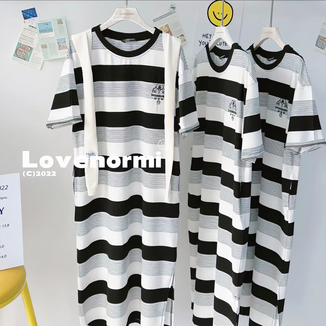 夏季圆领刺绣黑白横条长款休闲宽松连衣裙