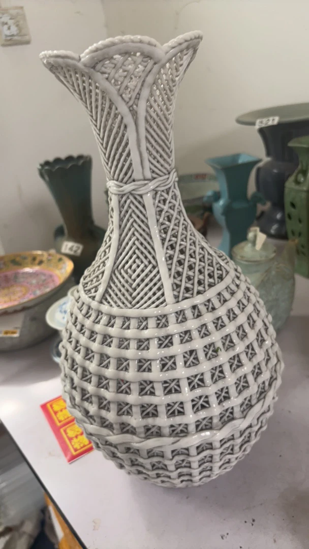 手工编织白瓷摆件高档瓷器工艺精湛