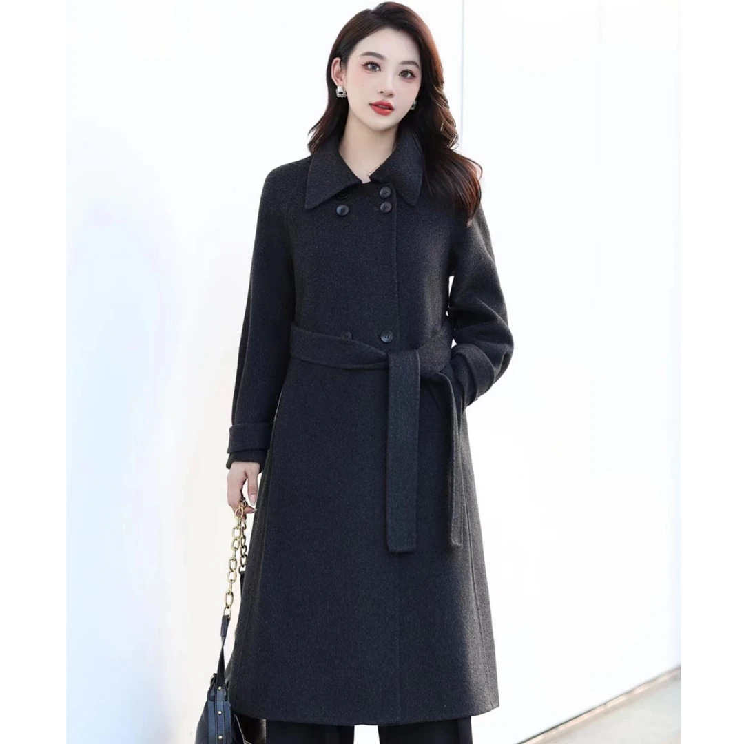 真斯贝尔推荐新款双扣双面大衣