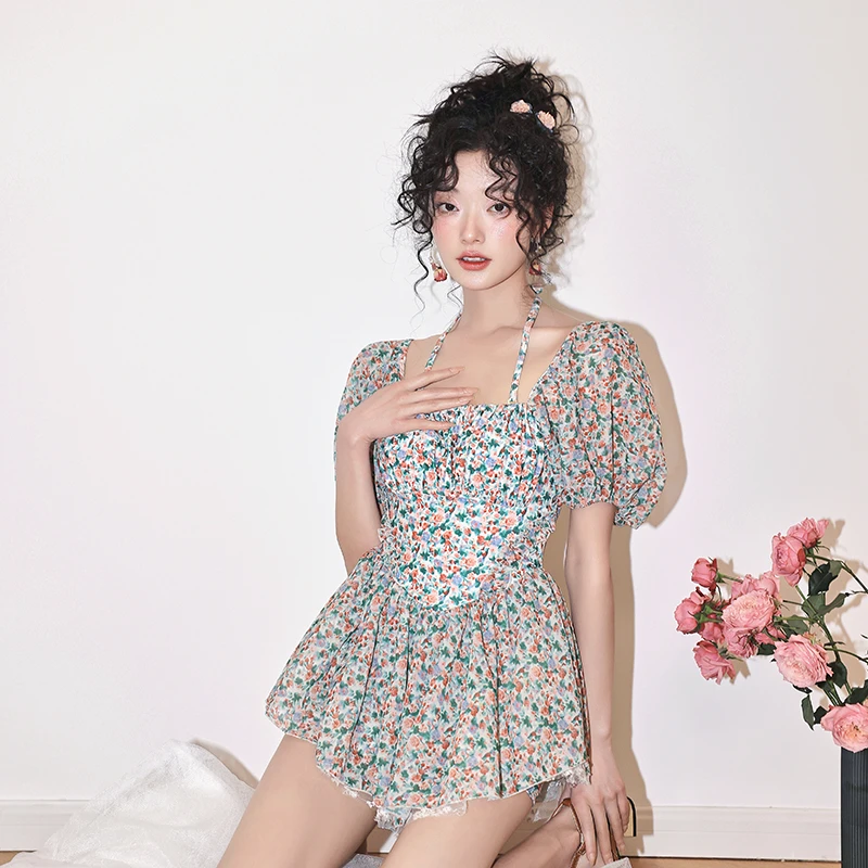 泳衣女2025法式收腰泡温泉连体碎花泳装遮肚显瘦保守小胸游泳衣