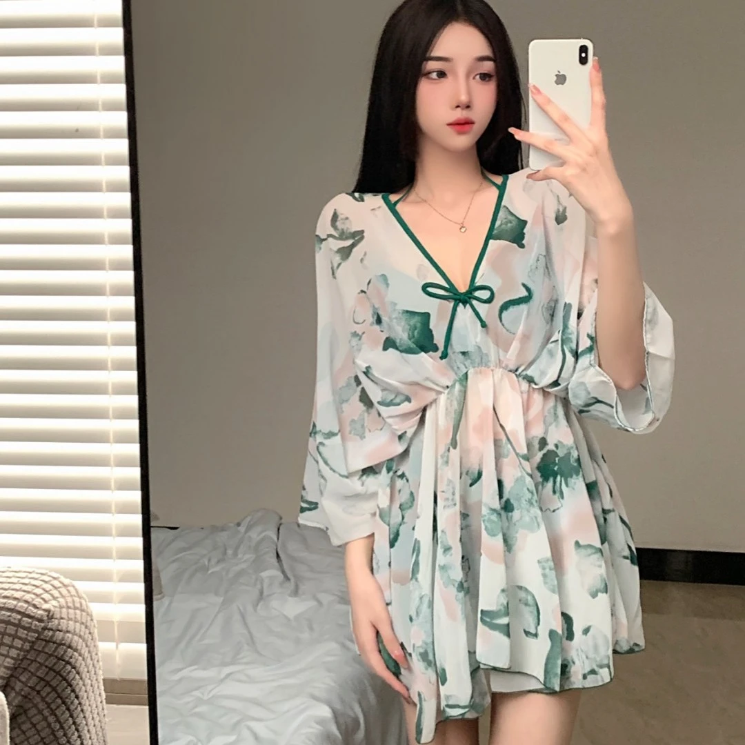 蓓迩优品游泳衣女长袖新款网红款显瘦遮肉保守性感大码印花泳装